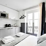 Modern Studio For 2P With A C - Near Montmartre