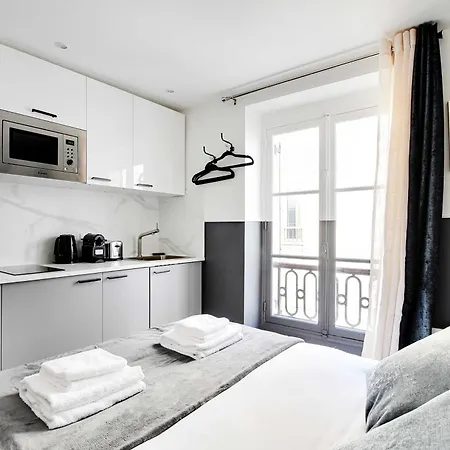 Modern For 2p With A C - Near Montmartre * Parigi